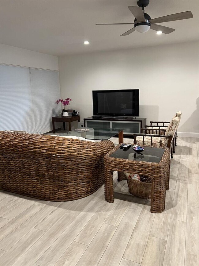 Building Photo - 7294 Gary Ave