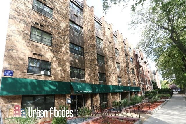 Building Photo - 648 W Wrightwood Ave