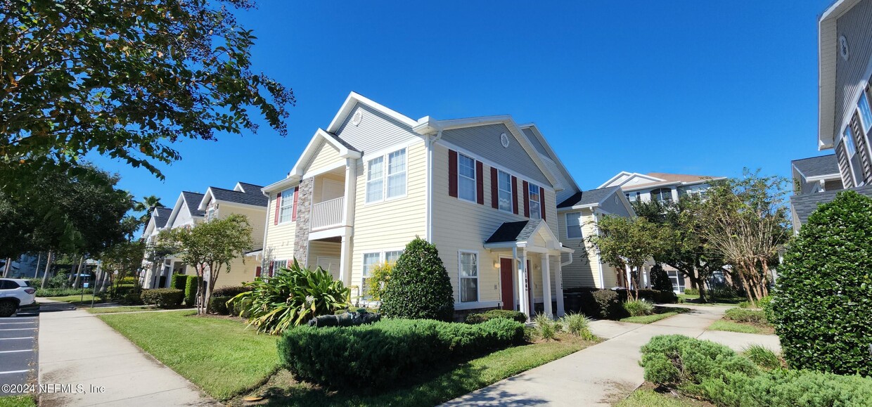 Primary Photo - 575 Oakleaf Plantation Pkwy