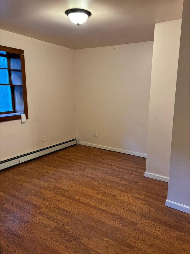 Living Room - 41 Lincoln Ave