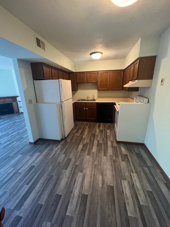 Foto del edificio - 2500 26th Avenue Ct