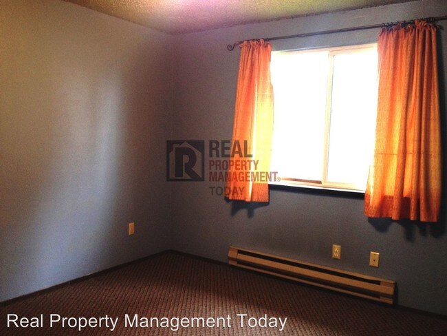 Foto del edificio - 17006-17008 8th Ave Ct E