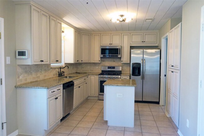 Foto del edificio - 3111 Berryfield Ln