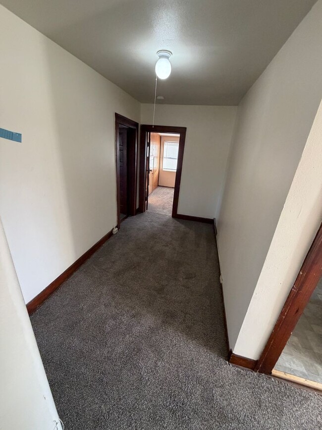 Foto del edificio - 614 Douglas Ave