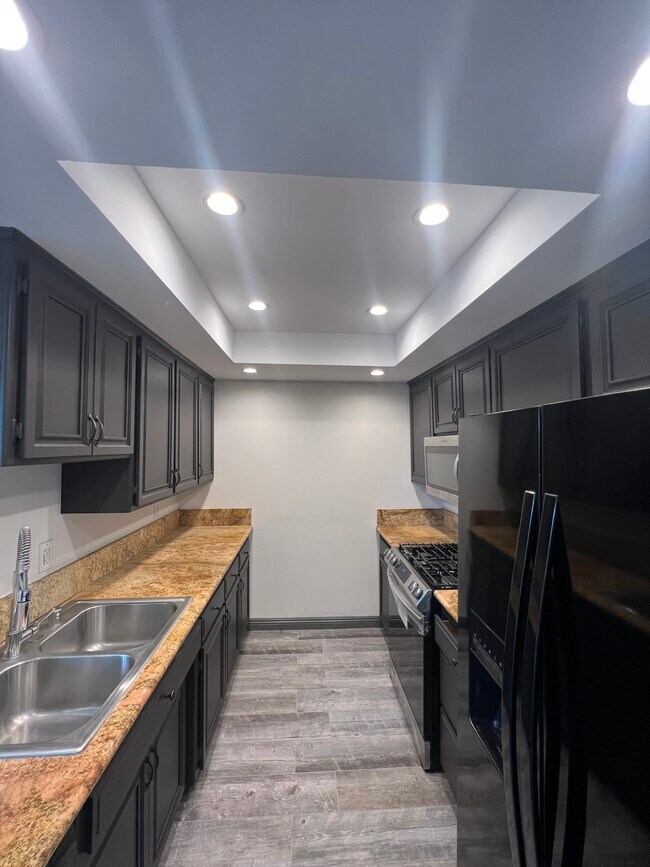 Foto del edificio - 13920 Moorpark St