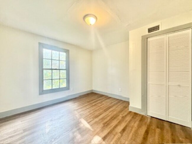 Photo - 5130 NW 8th Ave Apartment