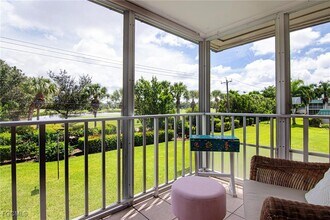 Building Photo - 6725 Winkler Rd