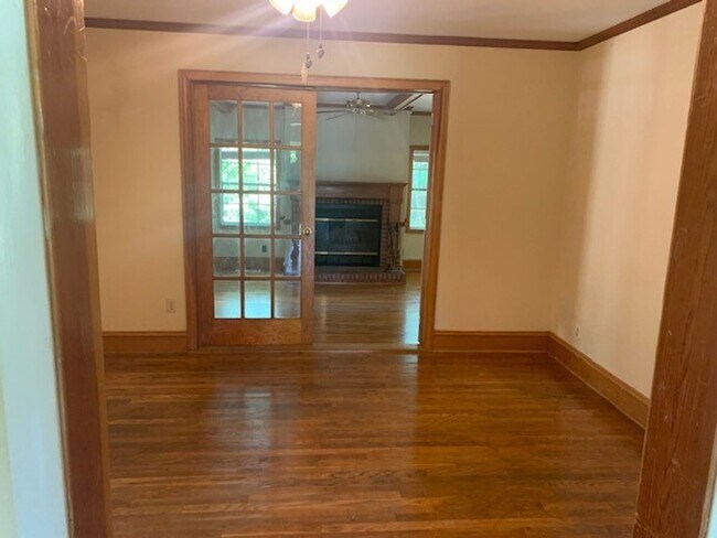 Foto del edificio - Nice 3 Bed / 2 Bath Home Available Summer ...