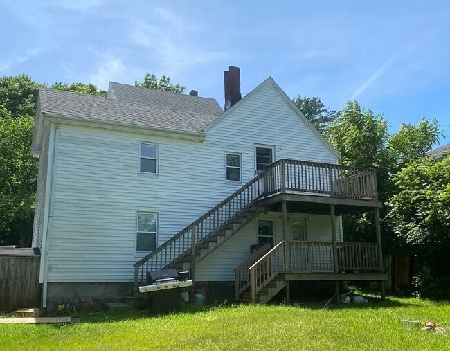 Foto del edificio - 129 Essex Ave