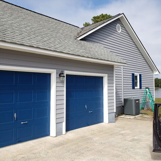 Foto del edificio - Beautiful Home on Lake Clermont