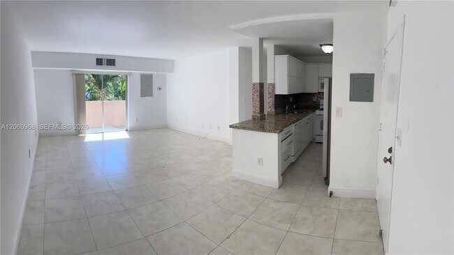 Foto del edificio - 2201 Brickell Ave