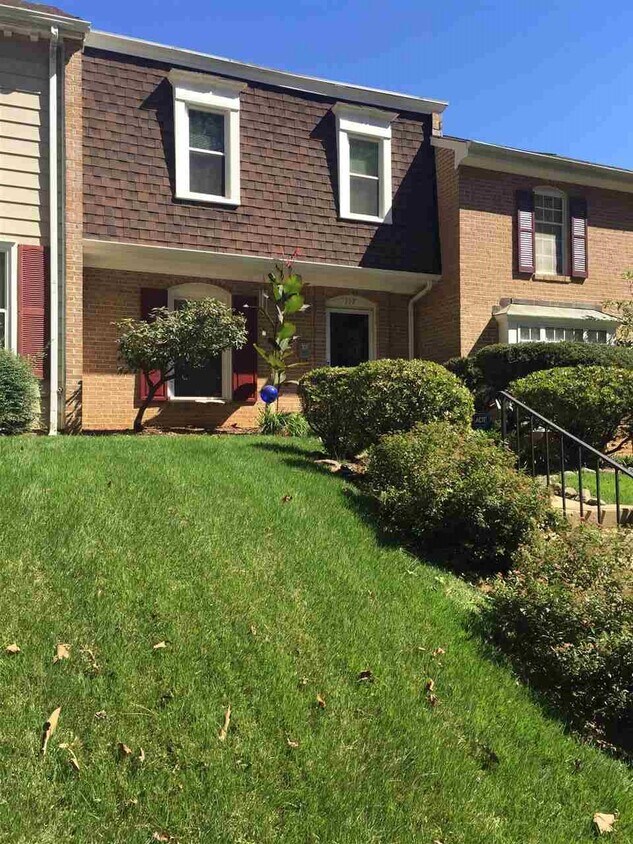 Foto principal - 117 Doncaster Ln