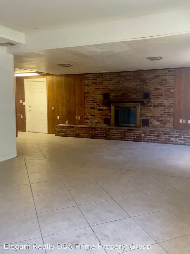 Foto del edificio - 4 br, 2 bath House - 1211 Randolph Street
