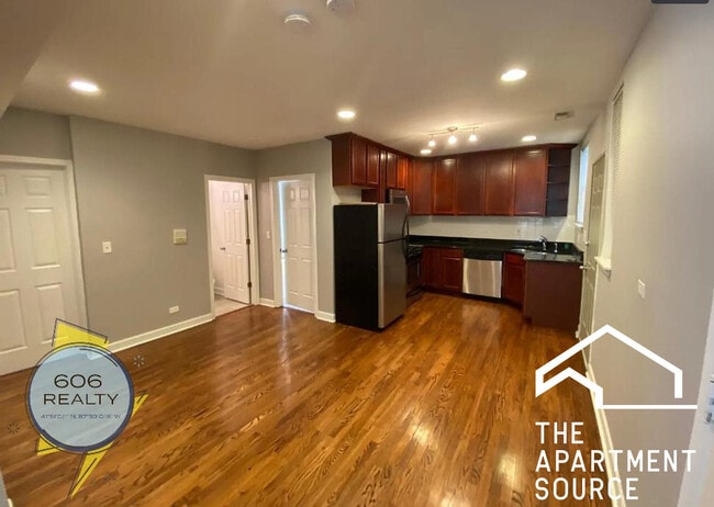 Foto del edificio - 2704 W Arthur Ave