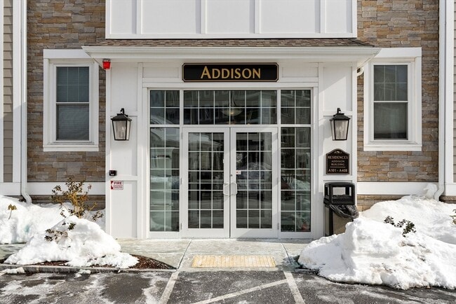 Building Photo - 320 Middlesex Ave