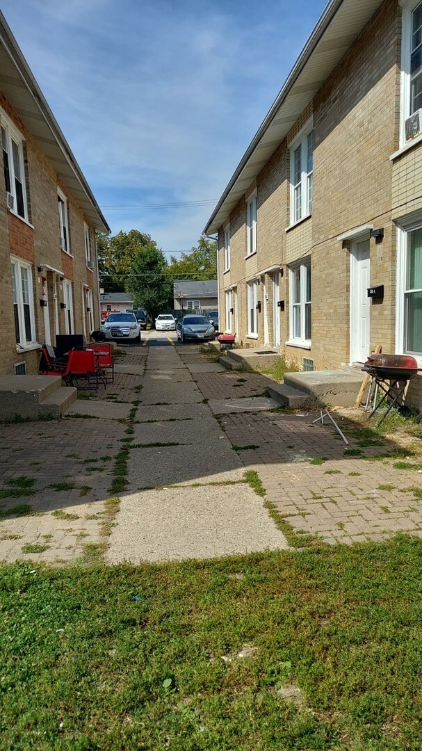 Foto del edificio - 2204 Hebron Ave