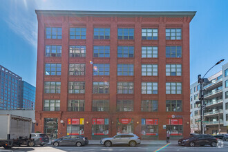Building Photo - 1017 W Washington Blvd