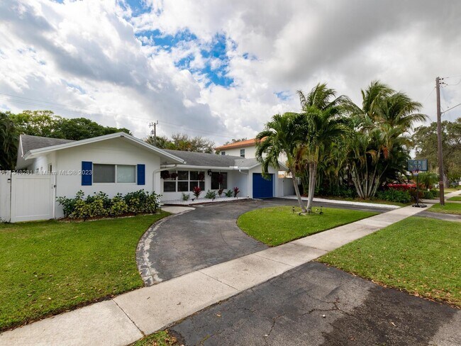 Foto del edificio - 1346 NW 4th St