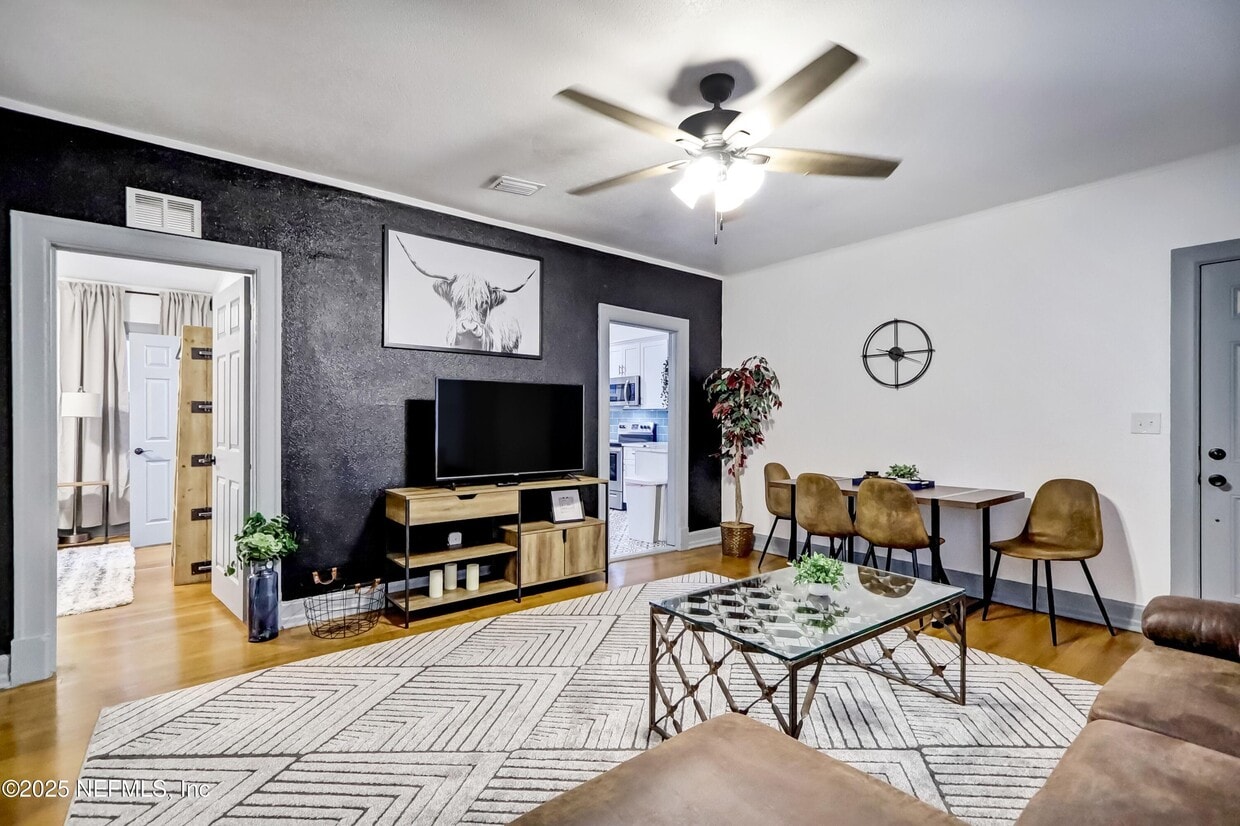 Foto principal - 136 Phelps St