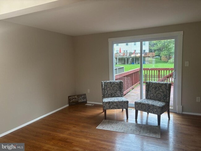 Foto del edificio - 3423 Castle Way