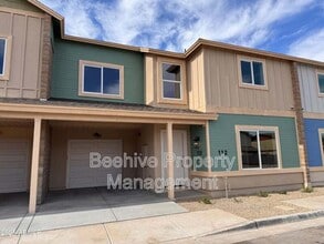 Building Photo - 523 S Pasadena