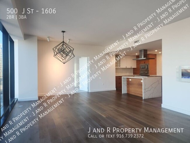 Building Photo - 500 J St