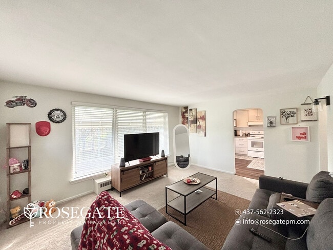 Building Photo - 2-Bedroom Corner Apartment with Porch & Parking – Utilities Included – Brampton