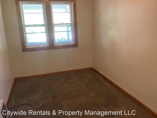 Building Photo - 2 br, 1 bath House - 4702 N 49th St.