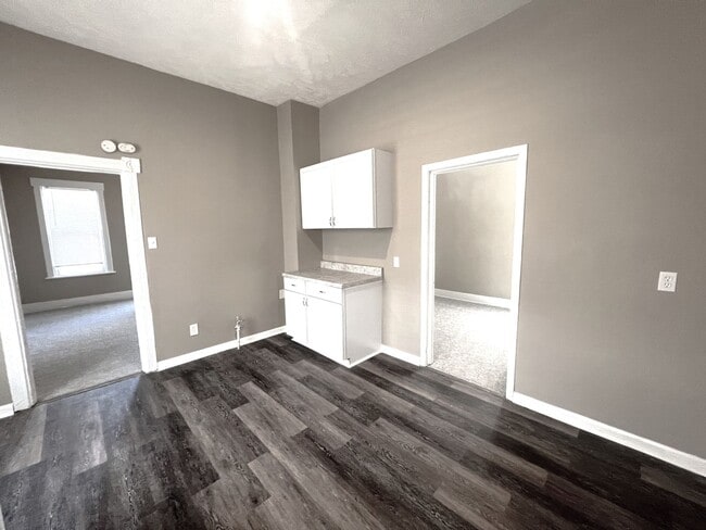 Building Photo - 1942 S 16th St