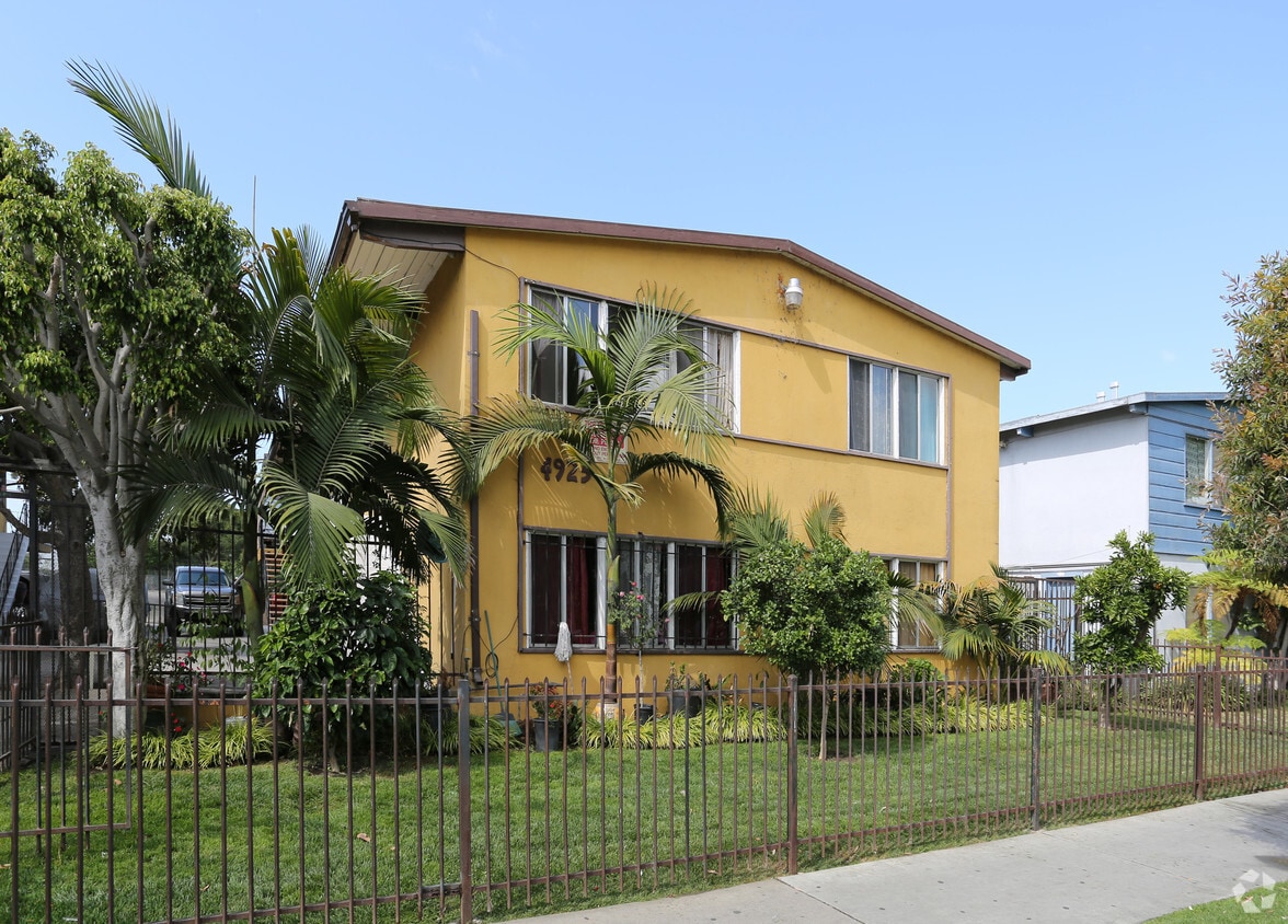 Building Photo - 4925 Slauson Ave