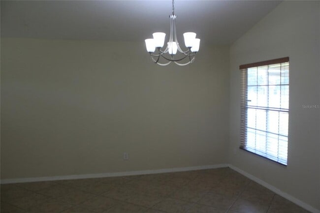 Building Photo - 3020 Eagle Crossing Dr