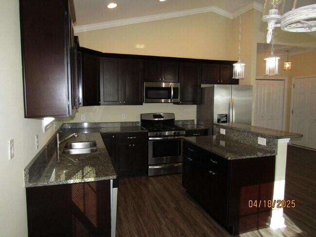 Foto del edificio - 4335 Grand Harbour Blvd