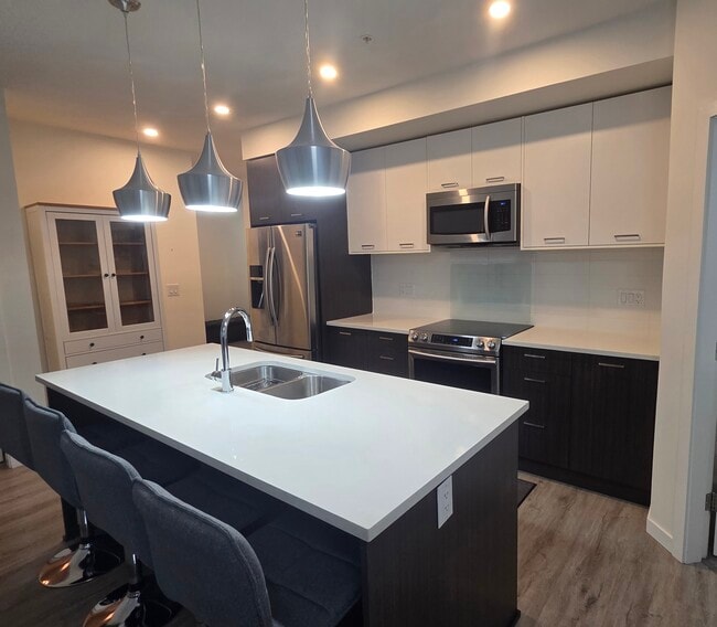 Photo du bâtiment - 20087 68 Av