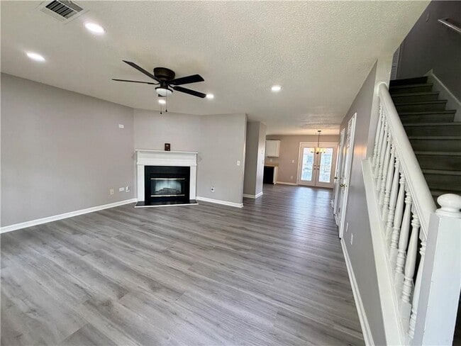 Building Photo - 3354 Waggoner Ln