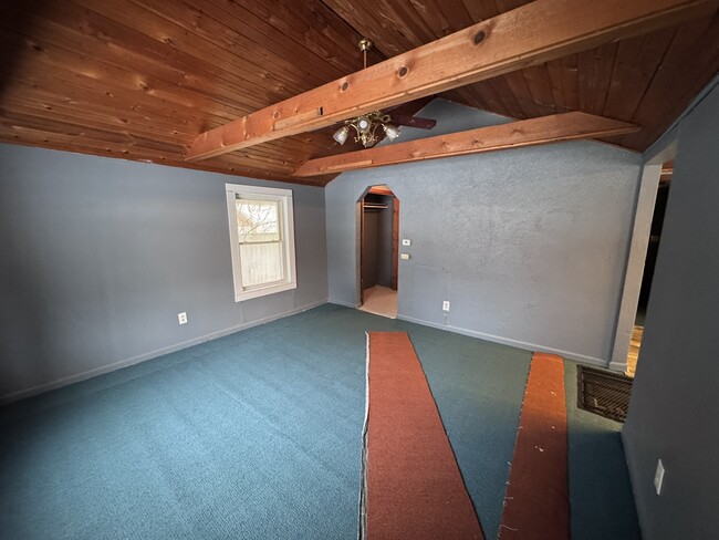 Building Photo - 1301 Hillcrest St