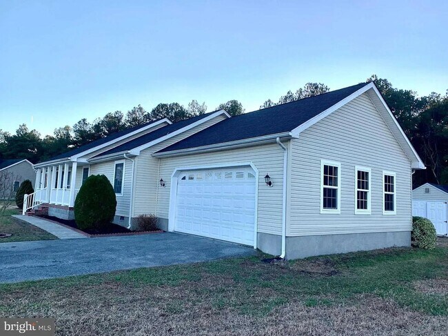 Foto del edificio - 25900 Country Meadows Dr