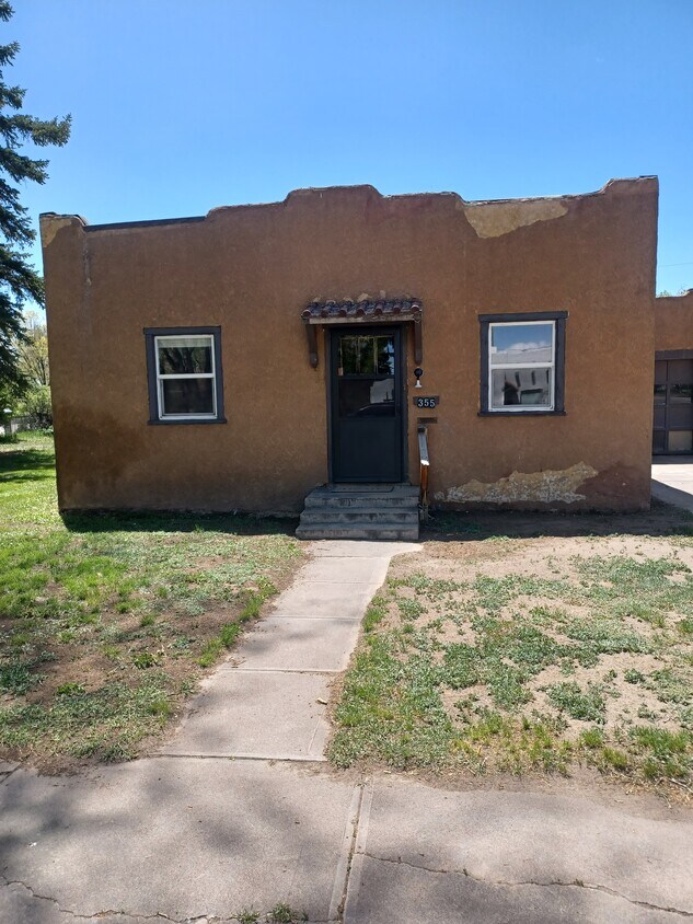 Primary Photo - 355 Dennis St