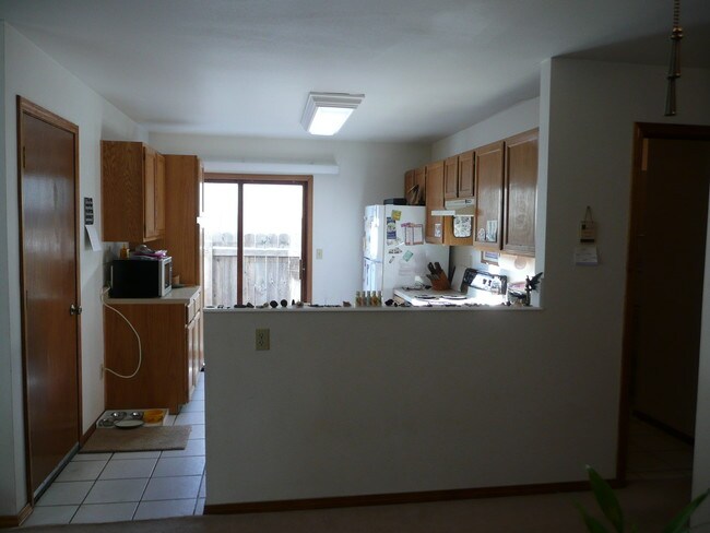 Building Photo - 3735 Dalton Dr