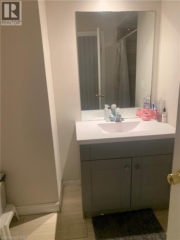 Building Photo - 17 W Park Ave