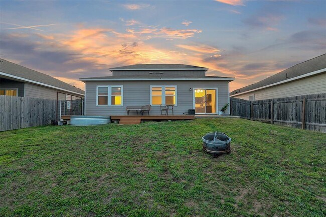 Foto del edificio - 14209 Jeannette Rankin Rd