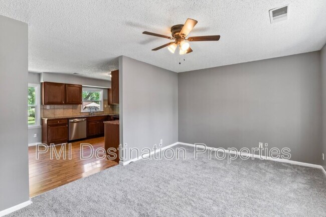 Building Photo - 10500 W 57th St