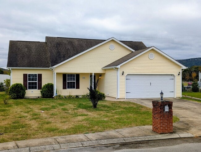 3 BR 2 BA For Rent in Rossville - 3 BR 2 BA For Rent in Rossville House