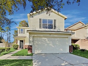 Building Photo - 9211 Shaded Pines Dr