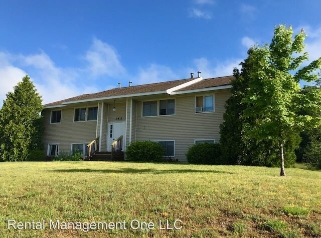 Primary Photo - 2 br, 1 bath Apartment - 3417 Mahoney