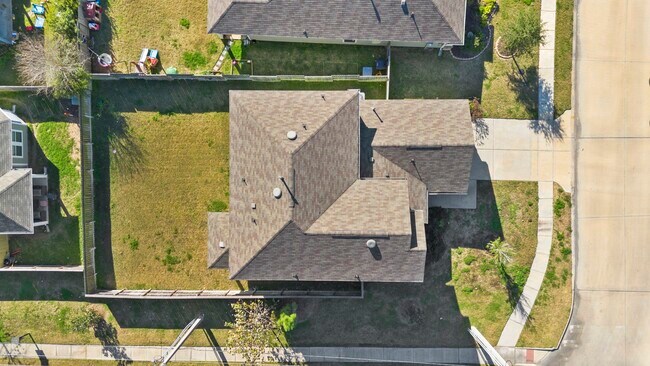 Building Photo - 1203 Lancer Leap Dr