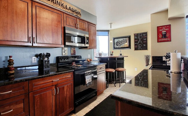 Photo - 1625 Larimer St Apartment