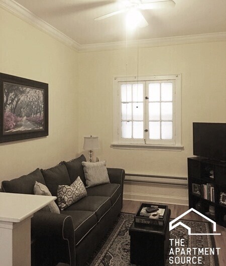 Foto del edificio - 918 Green Bay Rd