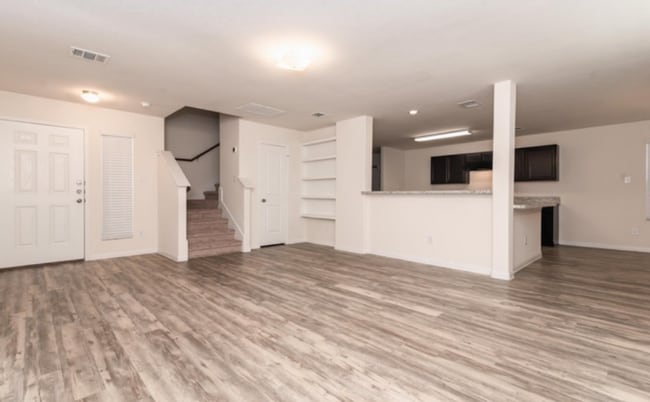 Building Photo - 24219 Treviso Gardens Dr