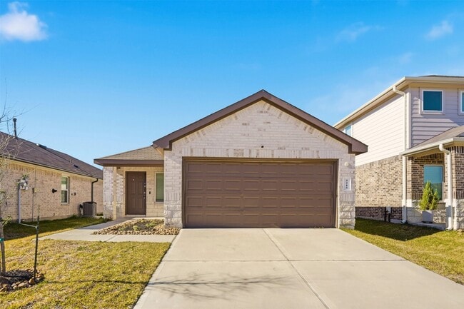 Building Photo - 5215 Mossdale Blf Ln