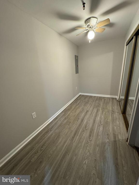 Foto del edificio - 4132 Silver Park Terrace